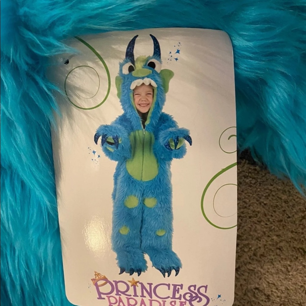 Nwt monster costume